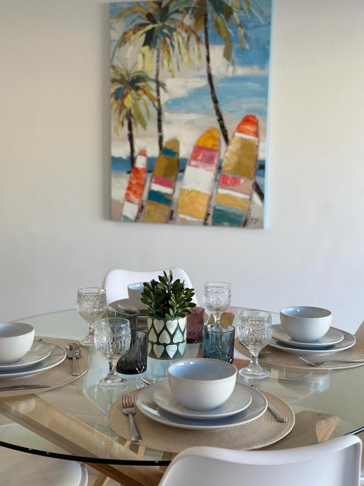 Platja de Larenal Waterfront 3 Bed Apartment, 90M From The Beach מראה חיצוני תמונה