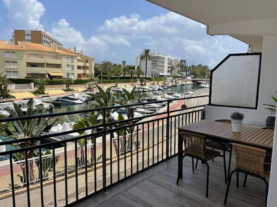 Platja de Larenal Waterfront 3 Bed Apartment, 90M From The Beach מראה חיצוני תמונה
